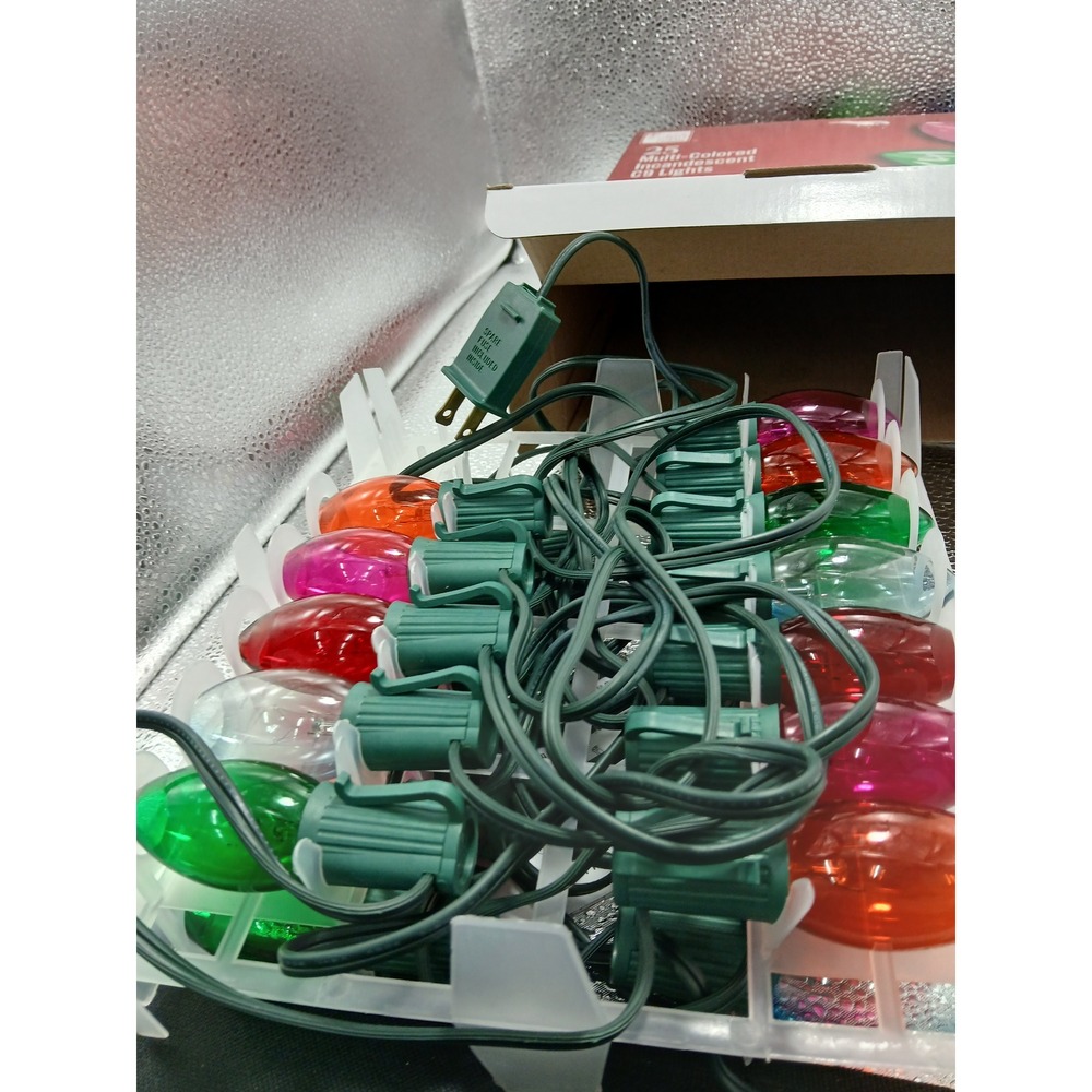 Holiday Accents 25 Multi-Colored Incandescent C9 Lights Outdoor Christmas String